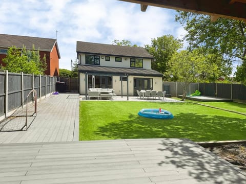Garden, Garden view