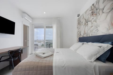 Property building, Living room, Bedroom