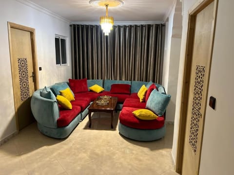 TV and multimedia, Seating area