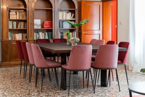 Library, Seating area, Dining area