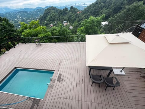 Patio, Day, Natural landscape, View (from property/room), Balcony/Terrace, Dining area, Mountain view, Pool view, Swimming pool, sunbed