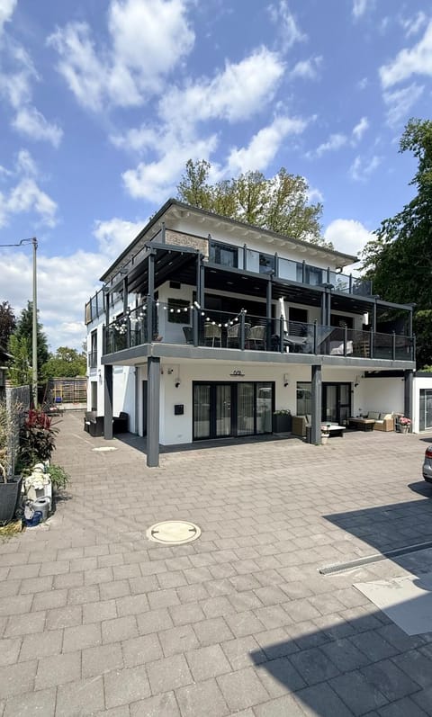 Property building, Parking