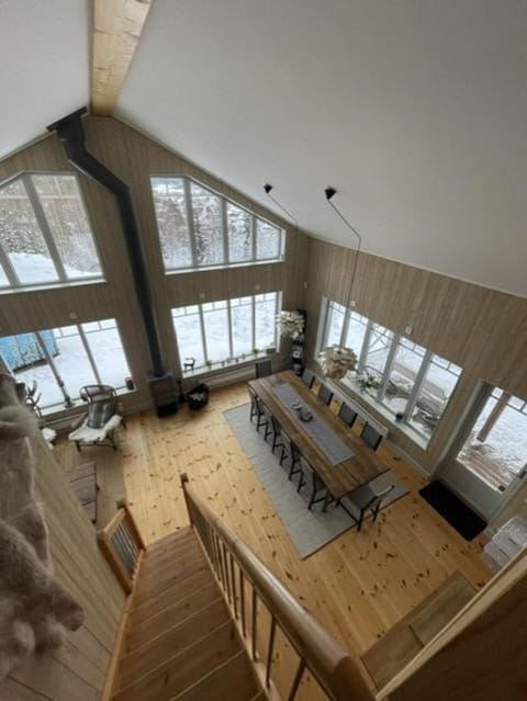 Dining area, room service