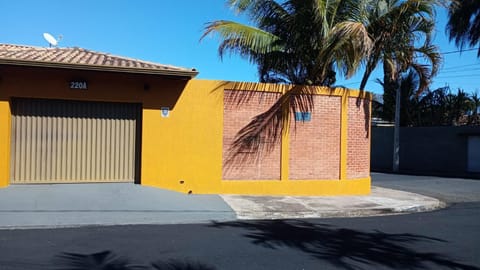 Property building, Day, Street view