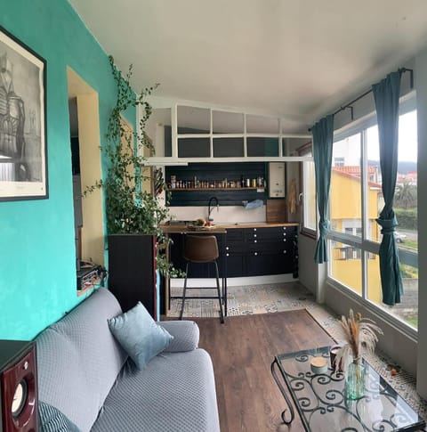 Kitchen or kitchenette, Living room, Dining area