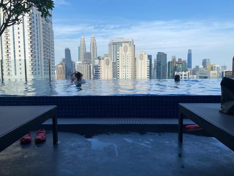 Day, View (from property/room), Balcony/Terrace, City view, Swimming pool