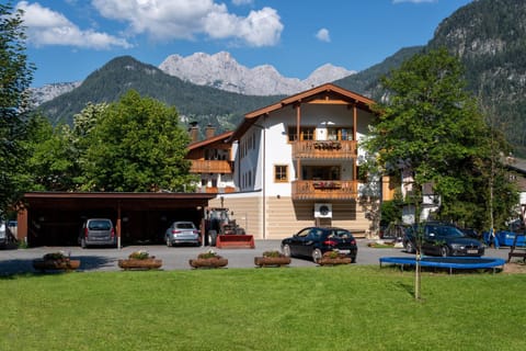 Gästehaus Rass Apartment in Salzburgerland