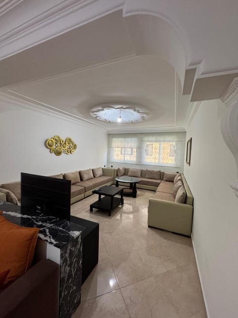 Communal lounge/ TV room, TV and multimedia, Living room, Seating area