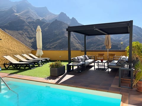 Patio, Spring, Natural landscape, Mountain view, Swimming pool, sunbed