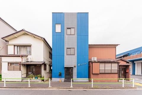 Property building, Day, Street view