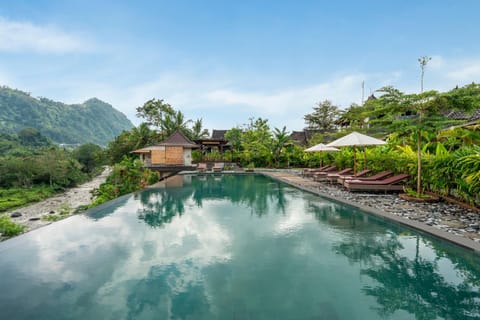 Natural landscape, Swimming pool