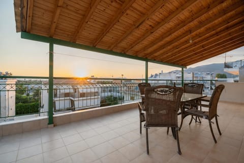 View (from property/room), Balcony/Terrace, Sunset