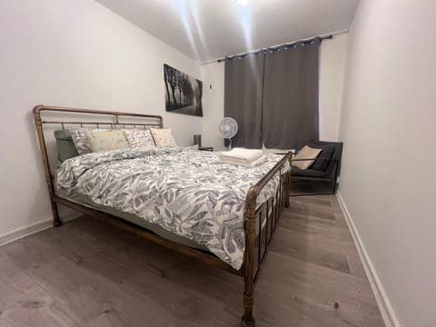 Bed, Bedroom, wardrobe