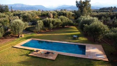 Spring, Day, Natural landscape, Garden, Garden view, Mountain view, Pool view, Swimming pool, sunbed