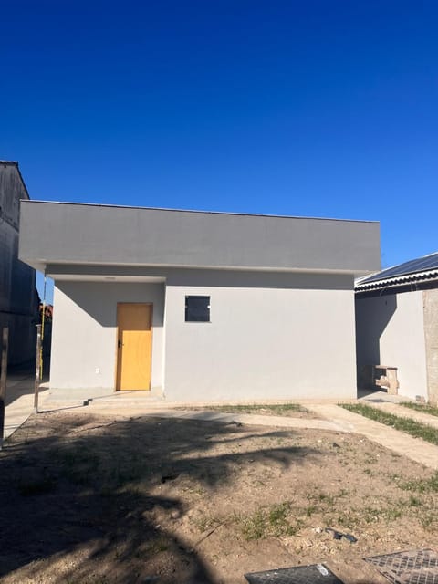 Property building, Day, Garden