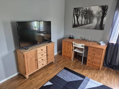 Communal lounge/ TV room, TV and multimedia