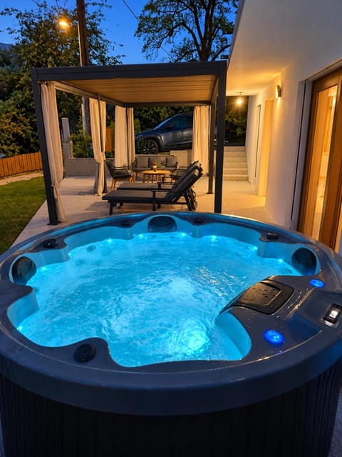 Hot Tub