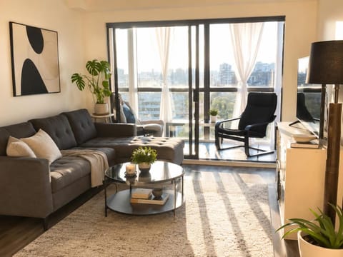 TV and multimedia, View (from property/room), Balcony/Terrace, Living room, Seating area