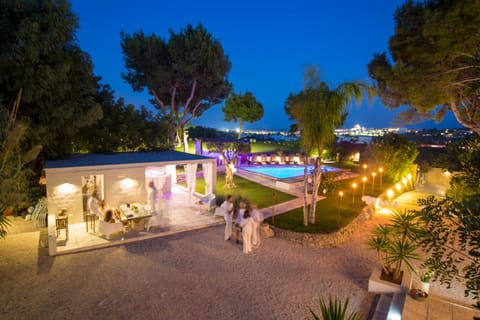 Garden, Swimming pool, Swimming pool