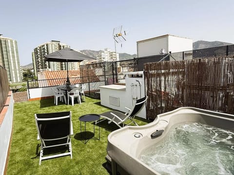 Hot Tub