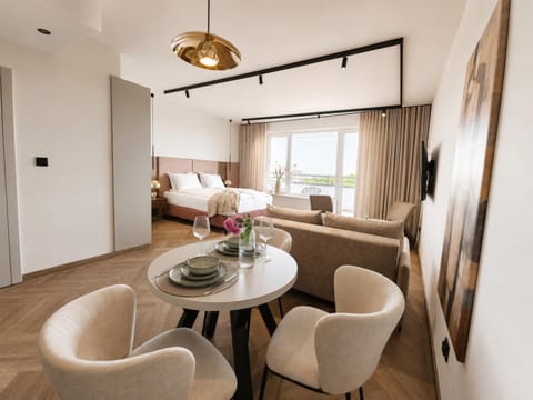 Living room, Seating area, Dining area