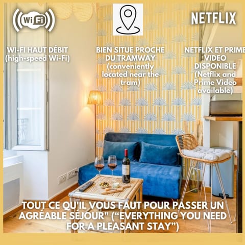 Living room, internet