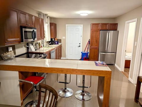 microwave, oven, washing machine, kitchen