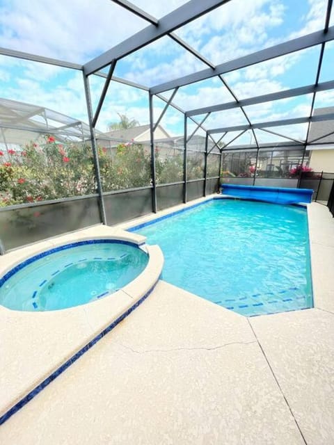 Clermont Vacation Homes by DWS Vacation House in Four Corners