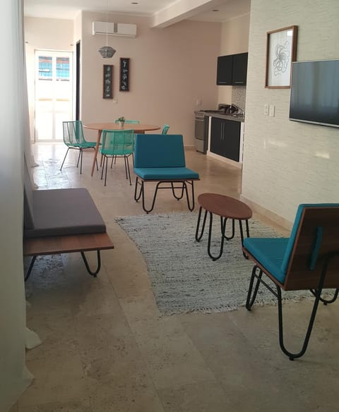 Day, Living room, Dining area