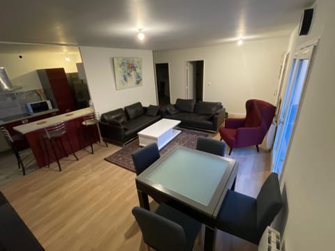 Communal lounge/ TV room, TV and multimedia