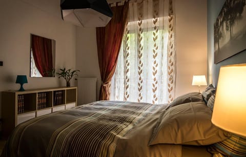 Bed, Balcony/Terrace, Photo of the whole room, Bedroom