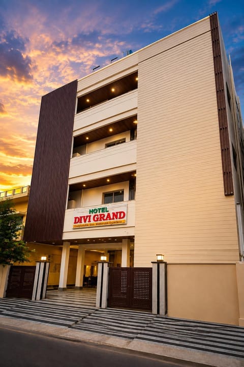 Property building, internet