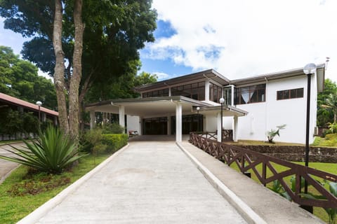 Property building, Spring, Garden