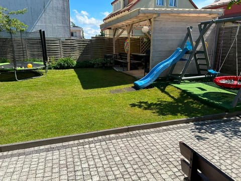 Day, Natural landscape, Children play ground, Garden, Garden view