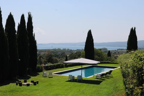 Natural landscape, Garden, Garden view, Lake view, Pool view, Swimming pool, sunbed