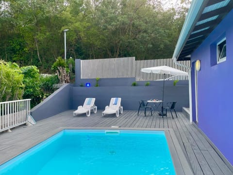 Swimming pool, Swimming pool, sunbed