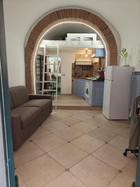 Kitchen or kitchenette, Living room, Seating area