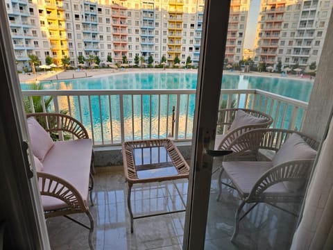 View (from property/room), Balcony/Terrace, Swimming pool