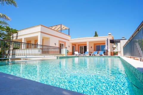 Property building, Pool view