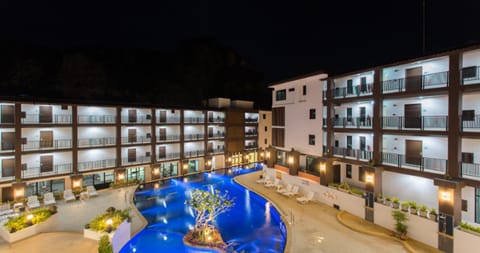 Property building, Night, Pool view, Swimming pool, Swimming pool