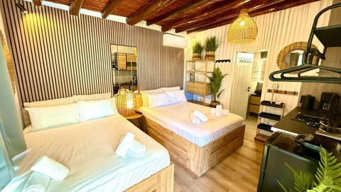 Property building, Living room, Bedroom