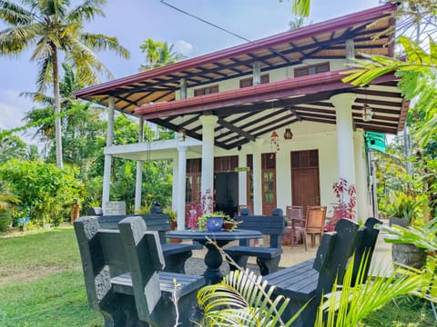 Property building, Garden, Garden view