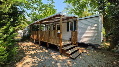 Property building, Garden, Garden view