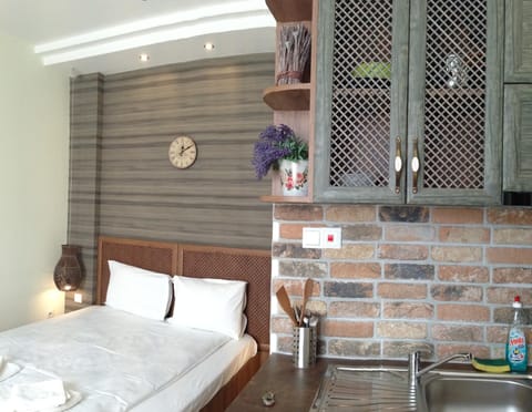 Guest Rooms Maria Luiza Bed and Breakfast in Varna