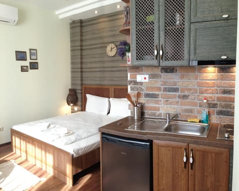 Guest Rooms Maria Luiza Bed and Breakfast in Varna