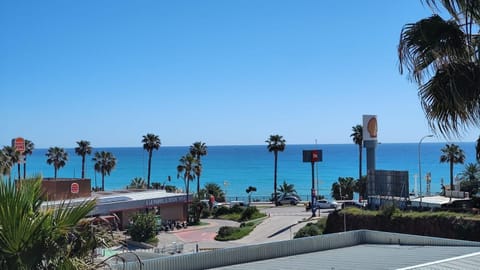Neighbourhood, Beach, Sea view