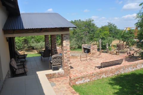 Communal lounge/ TV room, BBQ facilities, Communal kitchen