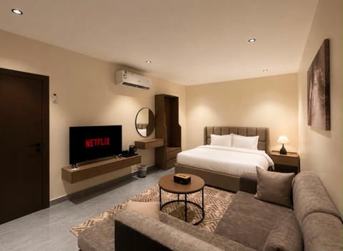Bed, Photo of the whole room, Seating area, Bedroom, air conditioner
