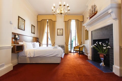 Day, Photo of the whole room, Bedroom