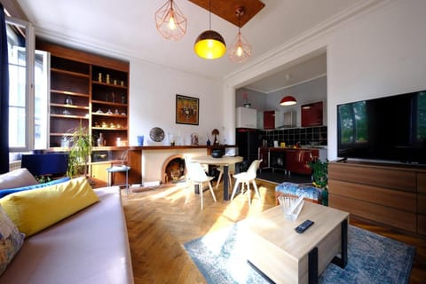 Communal lounge/ TV room, TV and multimedia, Living room, Seating area